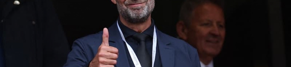 jurgen klopp gör tummen upp